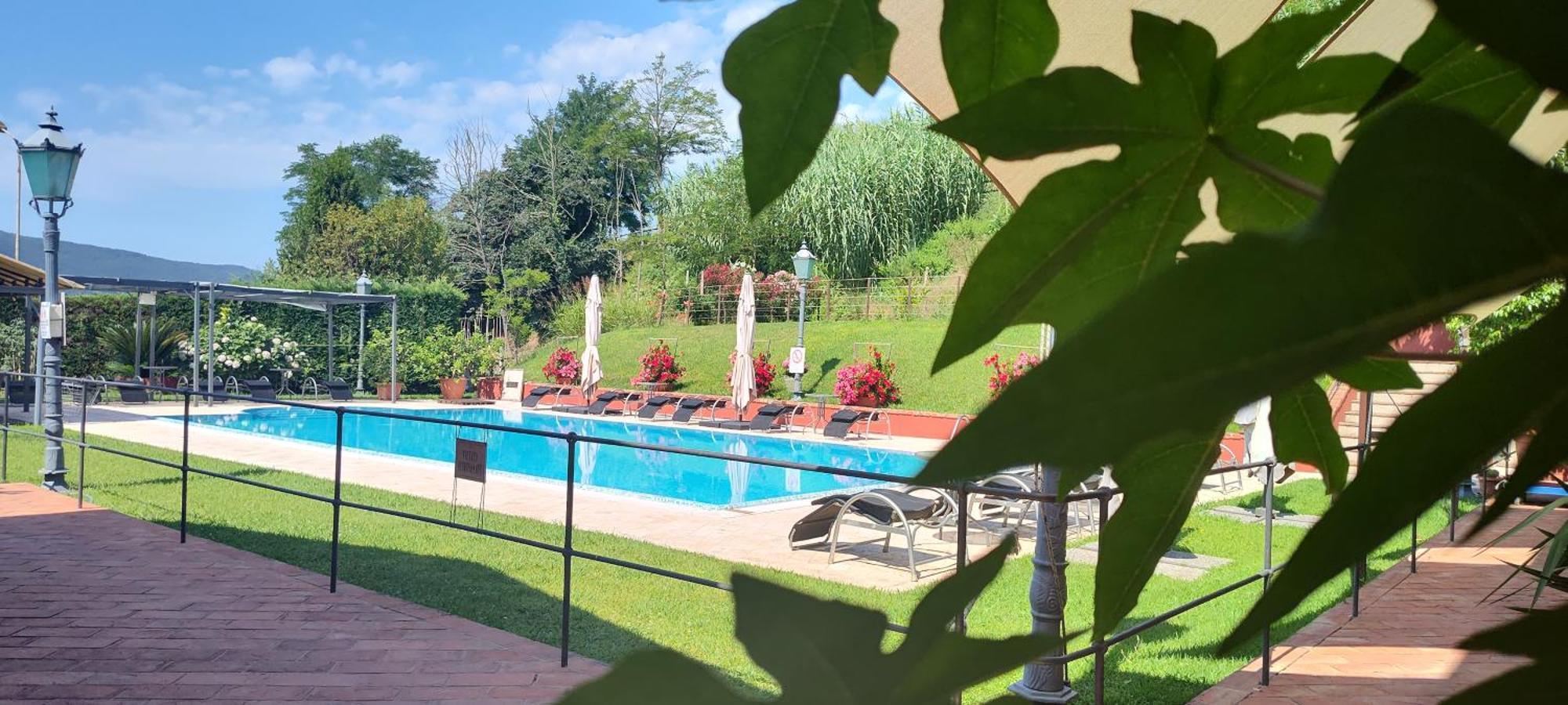 Albergo La Luna Sarzana Bagian luar foto